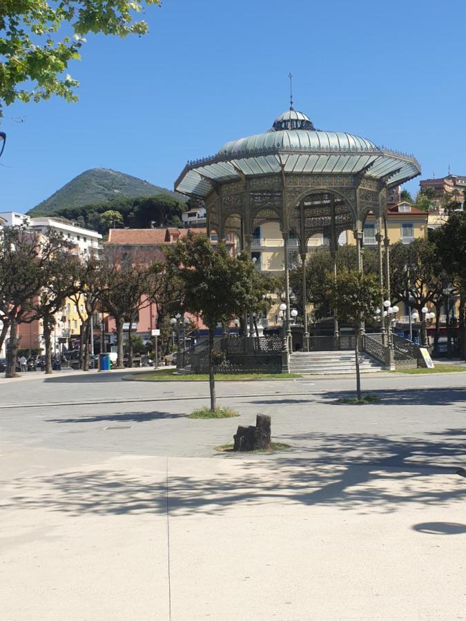 La Residenza Della Fenice Castellammare di Stabia Eksteriør billede
